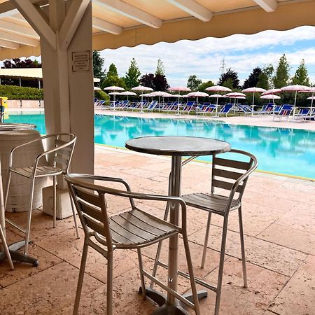 פררה Locanda Corte Arcangeli מראה חיצוני תמונה