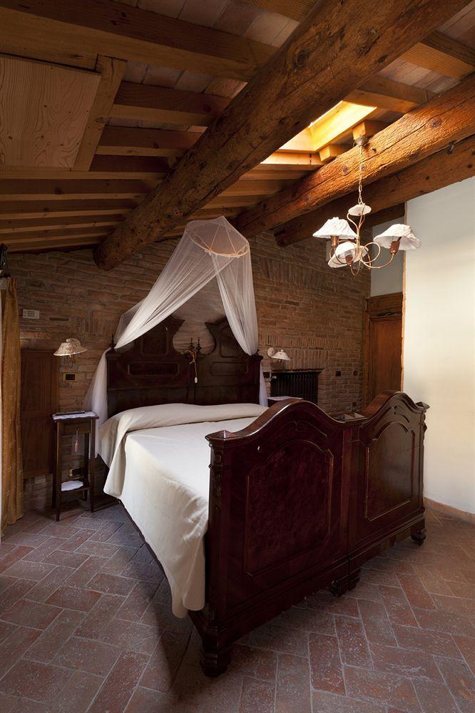 פררה Locanda Corte Arcangeli מראה חיצוני תמונה