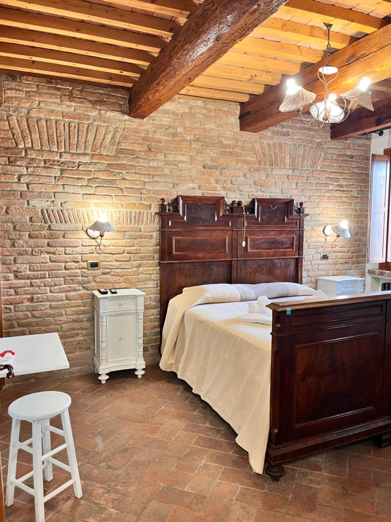 פררה Locanda Corte Arcangeli מראה חיצוני תמונה